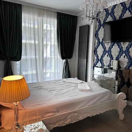 Apartment Liam Luxury- Alezzi *